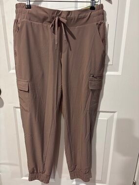 Medium Women’s Cargo Jogger Pants-m